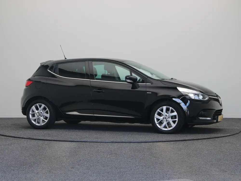 Renault Clio 90pk TCe Limited | Navigatie | Lichtmetalen vel uit 2019, foto 13