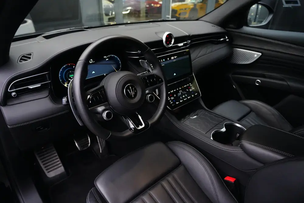 Maserati Grecale 2.0 MHEV Modena | 330PK | HUD | Sonus Faber uit 2023, foto 11