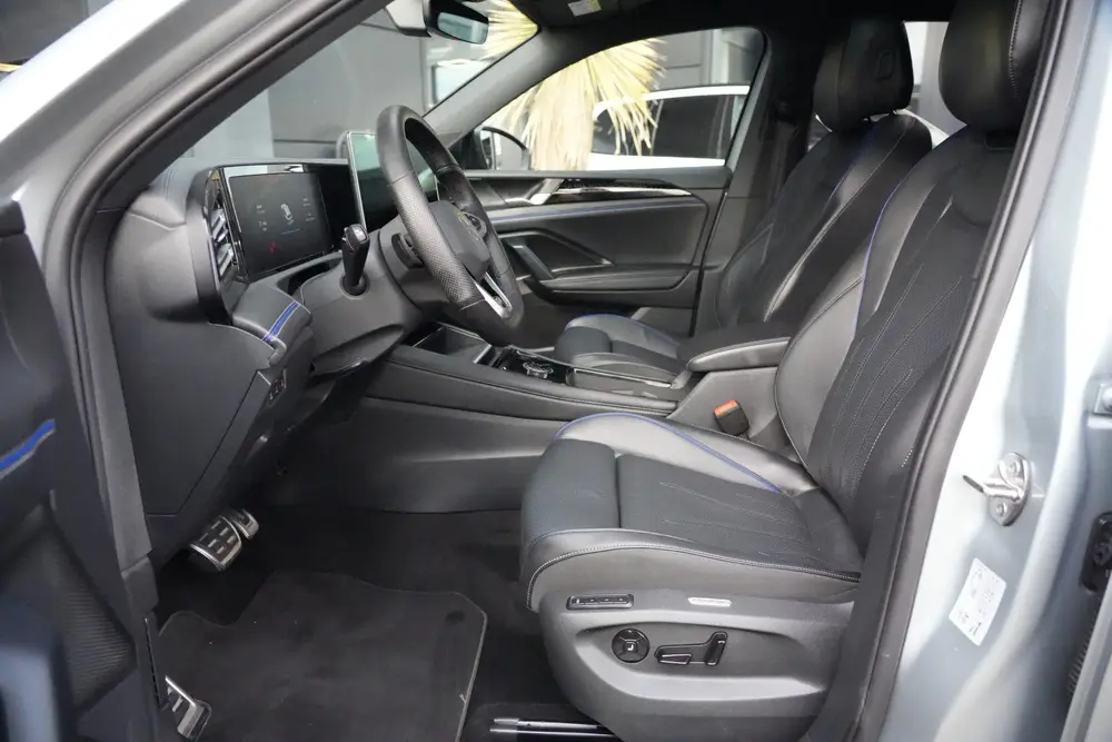 Volkswagen Tiguan R-Line | 204 PK | Panoramadak | Head-up di uit 2026, foto 10