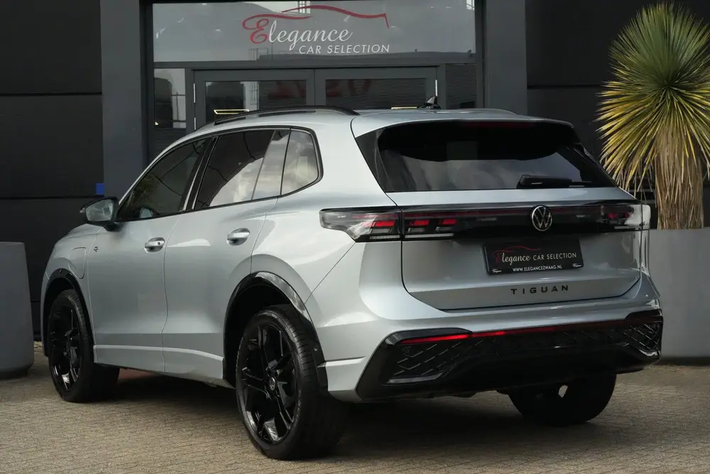 Volkswagen Tiguan R-Line | 204 PK | Panoramadak | Head-up di uit 2026, foto 7