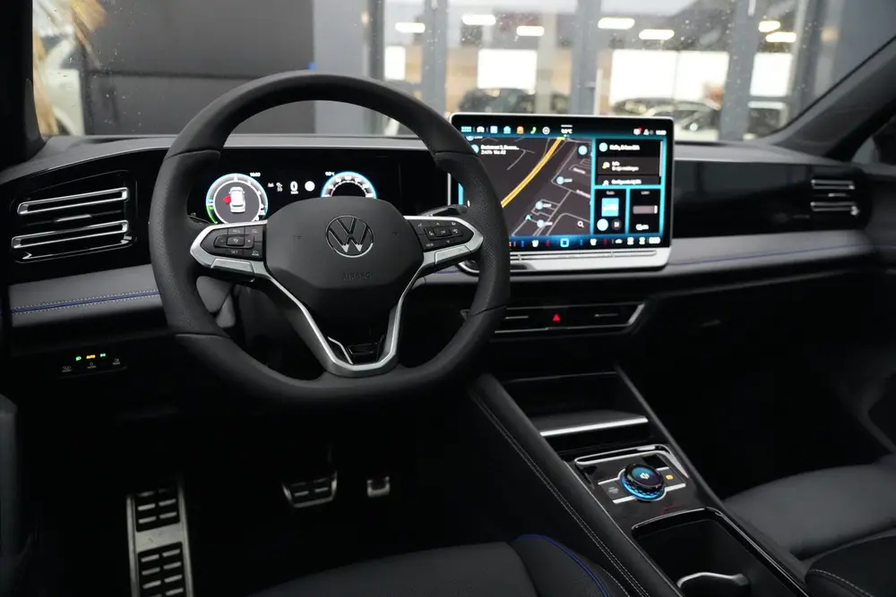 Volkswagen Tiguan R-Line | 272 PK | Panoramadak | Matrix LED uit 2026, foto 12