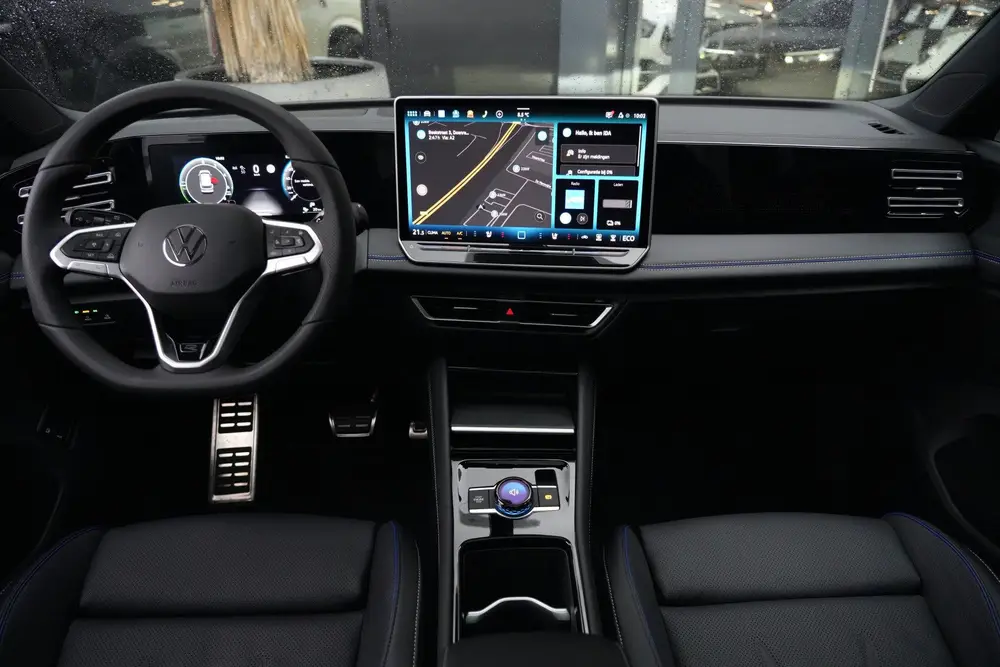 Volkswagen Tiguan R-Line | 272 PK | Panoramadak | Matrix LED uit 2026, foto 3