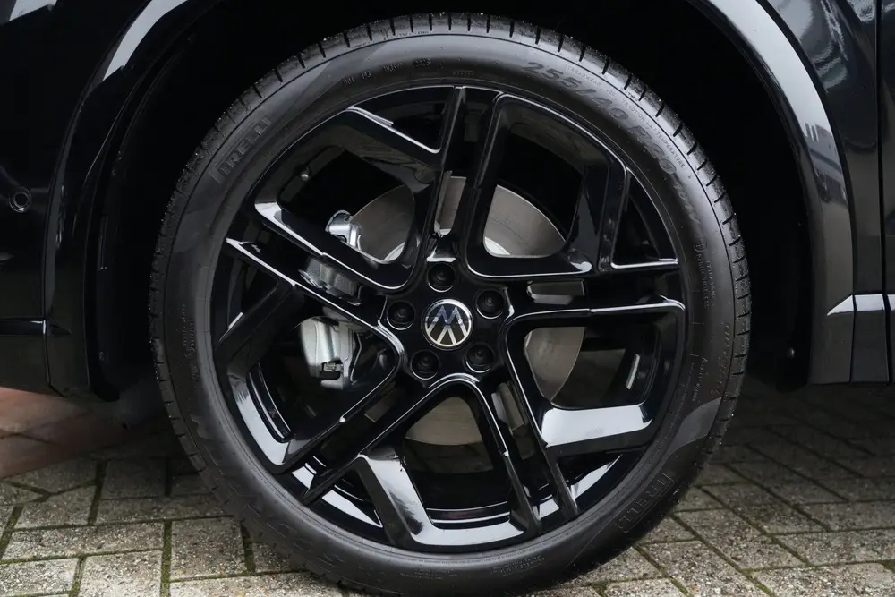 Volkswagen Tiguan R-Line | 272 PK | Panoramadak | Matrix LED uit 2026, foto 6