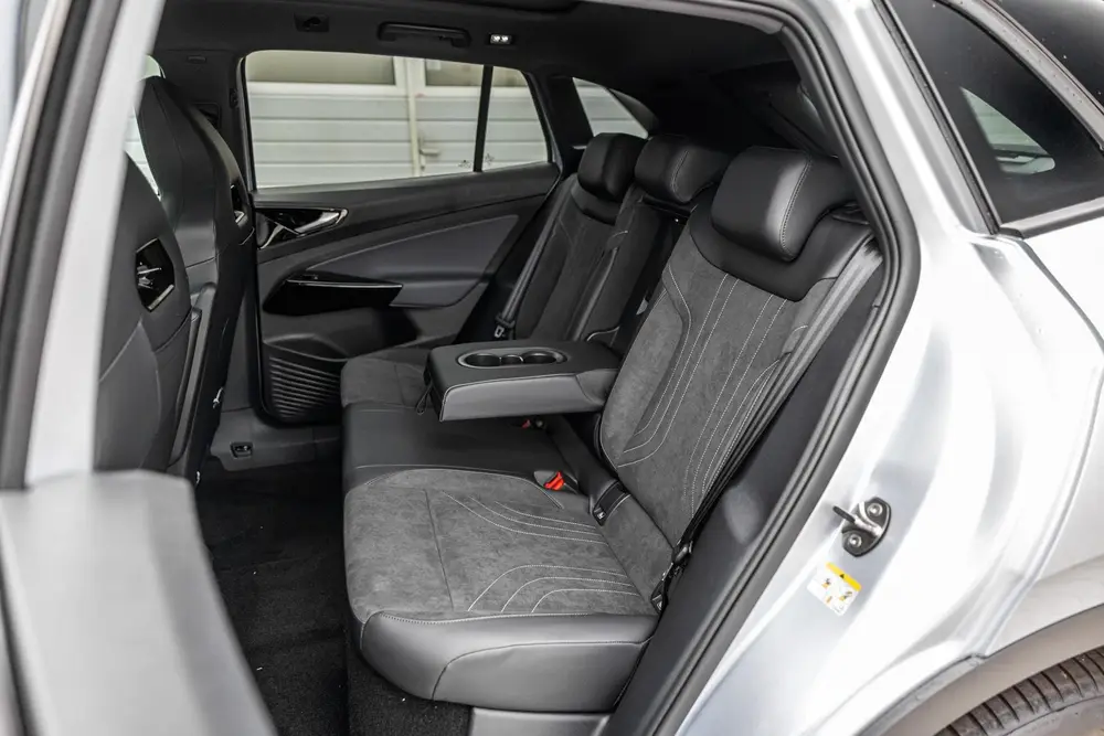 Volkswagen ID.4 286pk Pro Limited Edition 77 kWh | Trekhaak uit 2026, foto 18