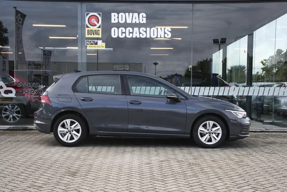 Volkswagen Golf 1.0 TSI Life 1 EIGENAAR/ APPLE CARPLAY/ NAVI uit 2022, foto 6