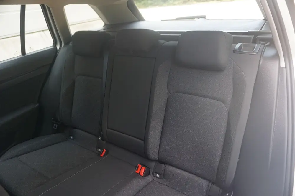 Volkswagen Golf Variant 1.0 eTSI 110pk DSG Life | Navigatie uit 2022, foto 18