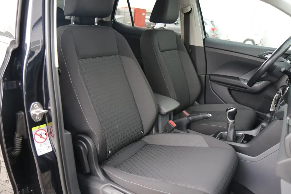 Volkswagen T-Cross 1.0 TSI 95 pk Life | Climatronic | App Co uit 2019, foto 15