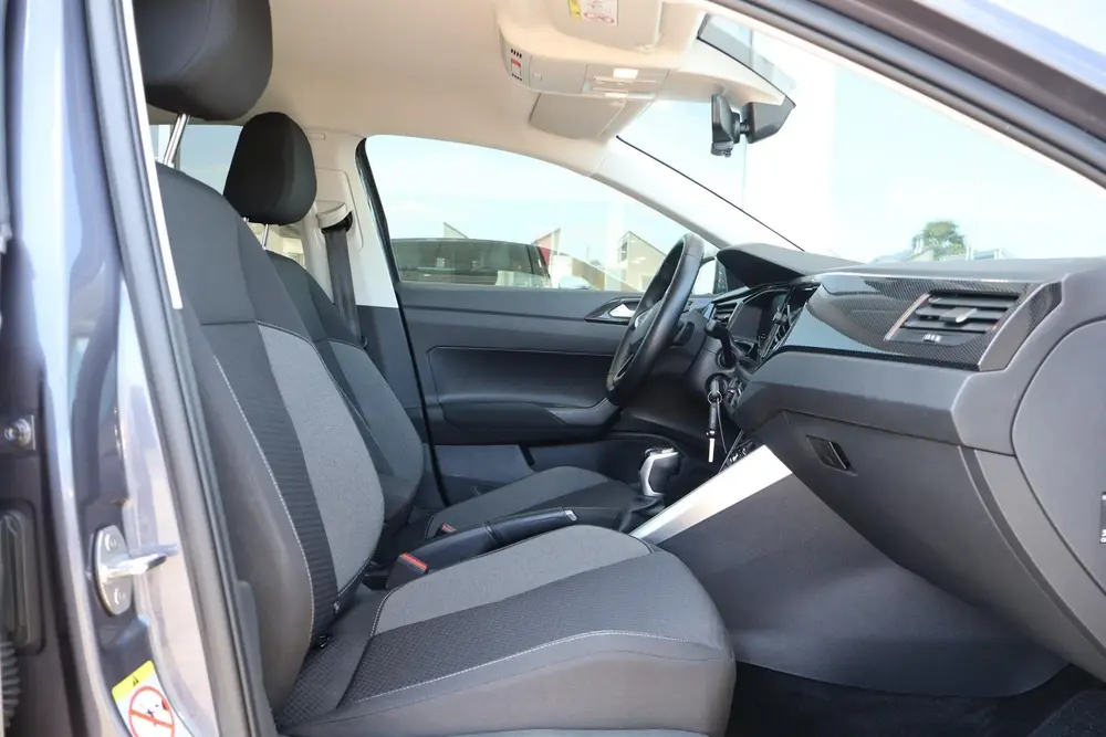 Volkswagen Polo 1.0 TSI 95pk DSG Life Edition | Camera | PDC uit 2024, foto 14