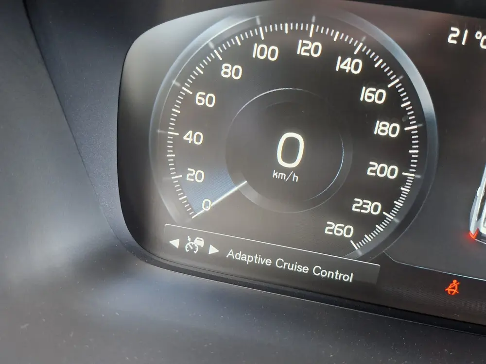 Volvo XC90 T8 Twin Engine AWD Inscription | head-up | camera uit 2019, foto 13