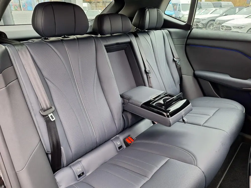 Voyah Courage Business Edition 80 kWh | Schuifdak | 360 ca uit 2026, foto 16