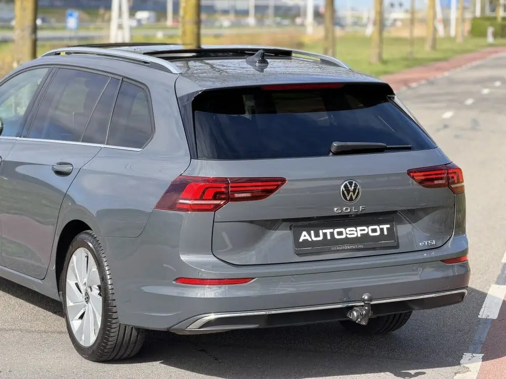 Volkswagen Golf Variant 1.5 eTSI Style 150Pk Pano 360 Camera uit 2024, foto 14