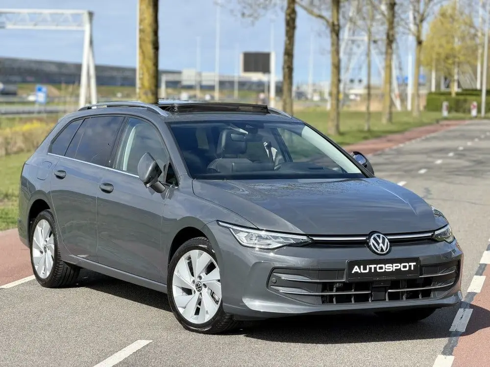 Volkswagen Golf Variant 1.5 eTSI Style 150Pk Pano 360 Camera uit 2024, foto 6