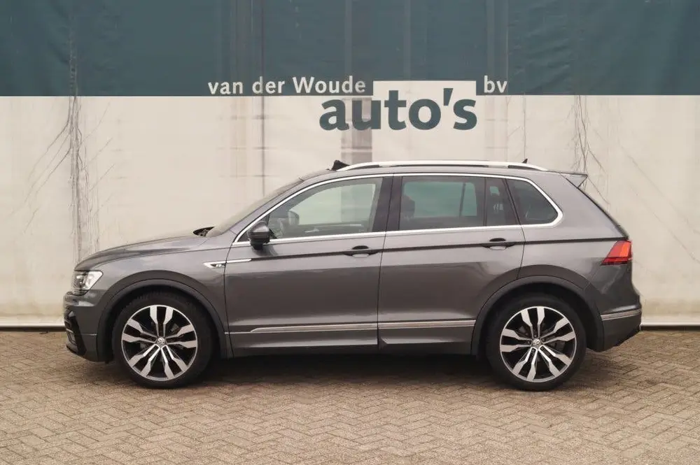 Volkswagen Tiguan 1.5 TSI 150pk DSG R-Line Highline Business uit 2020