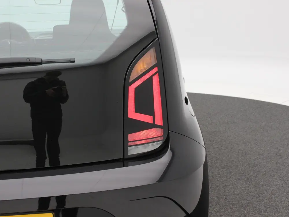 Volkswagen Up! 1.0 | Airco | Elektrische ramen | Bleutooth | uit 2023, foto 12
