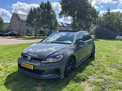 Volkswagen VOLKSWAGEN GOLF - GTI TCR - PURE GREY - 2019 - PANO uit 2019