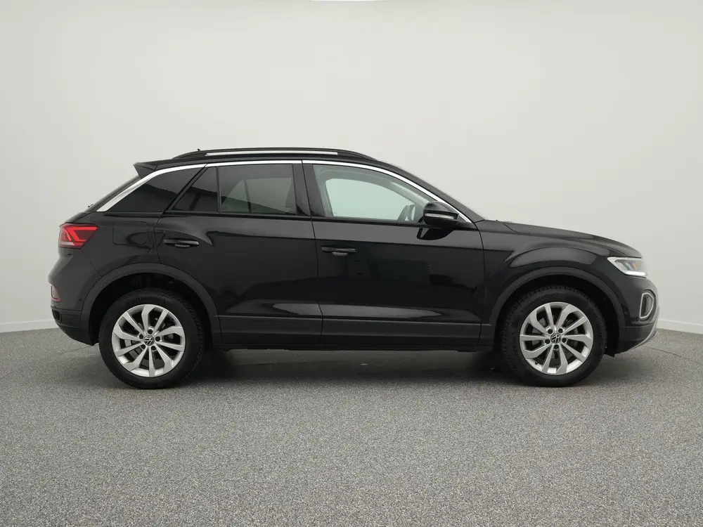 Volkswagen T-Roc Life 1.0 TSI 110pk | Climate Control | Acht uit 2023, foto 13