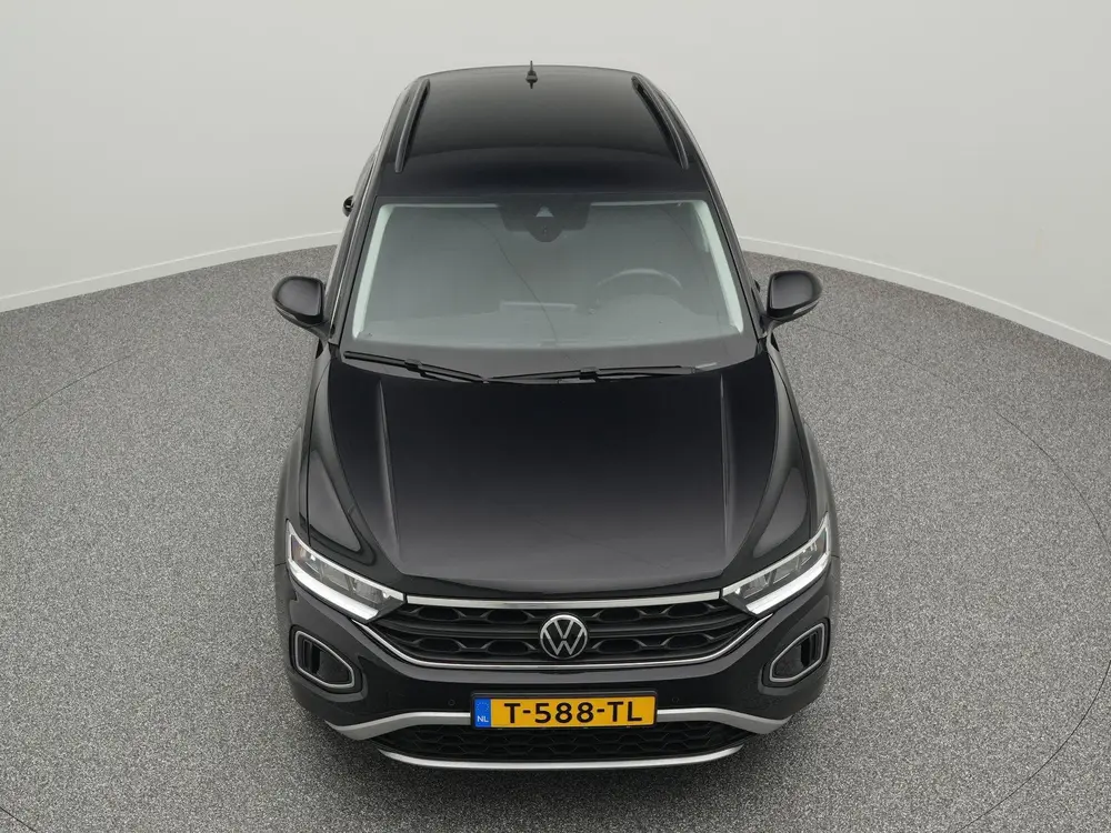 Volkswagen T-Roc Life 1.0 TSI 110pk | Climate Control | Acht uit 2023, foto 17