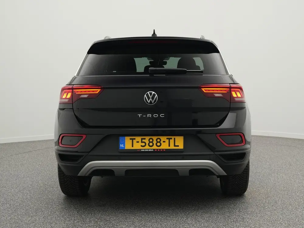 Volkswagen T-Roc Life 1.0 TSI 110pk | Climate Control | Acht uit 2023, foto 6
