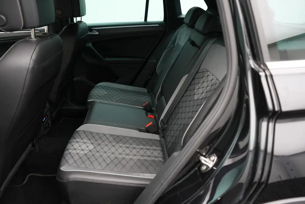 Volkswagen Tiguan 1.4 TSI eHybrid R-Line Business | Navi | K uit 2022, foto 11