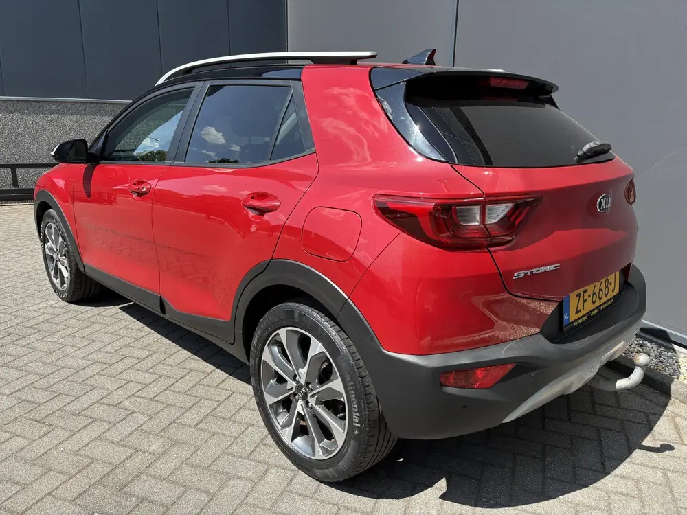 Kia Stonic 1.0 T-GDi DynamicPlusLine Achteruitrijcamera - Ai uit 2019, foto 5