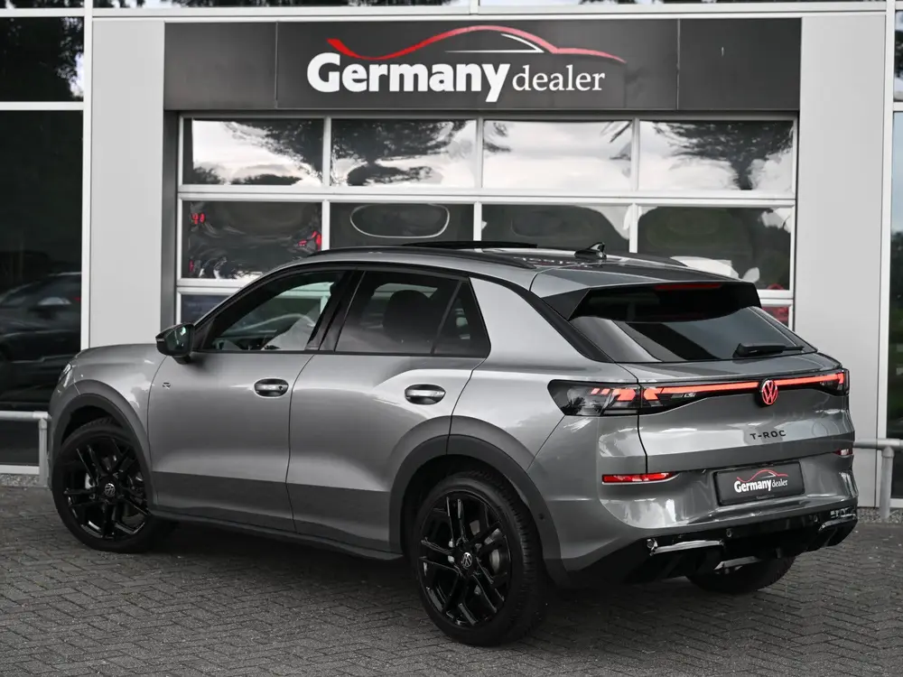 Volkswagen T-Roc 1.5 eTsi R-Line 150pk Pano Trekhaak Keyless uit 2026, foto 7