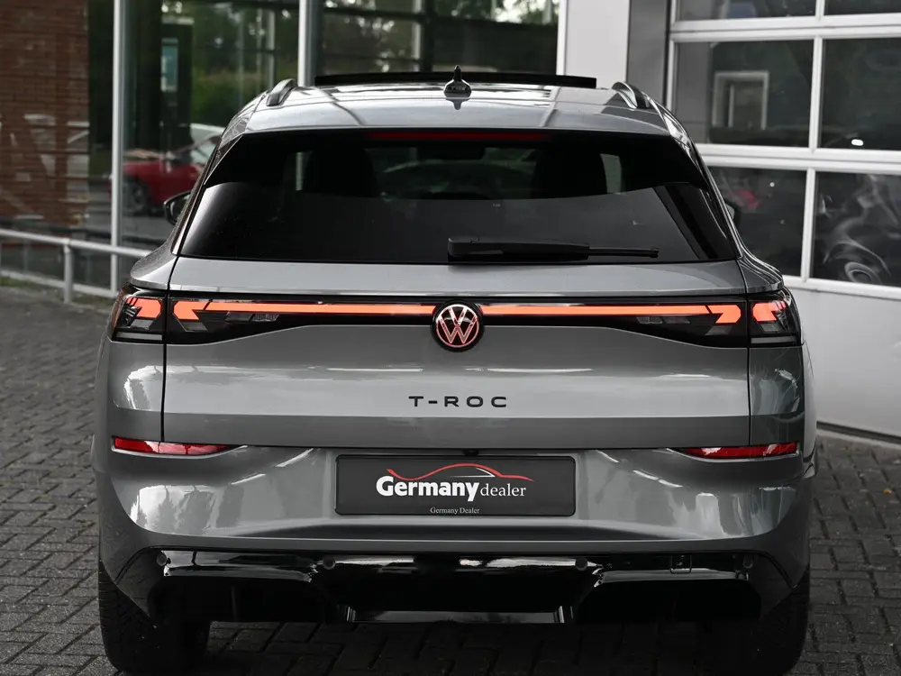 Volkswagen T-Roc 1.5 eTsi R-Line 150pk Pano Trekhaak Keyless uit 2026, foto 9