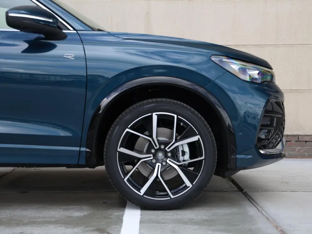 Volkswagen Tiguan R-Line Edition 1.5 eHybrid 204 PK | Head u uit 2026, foto 16