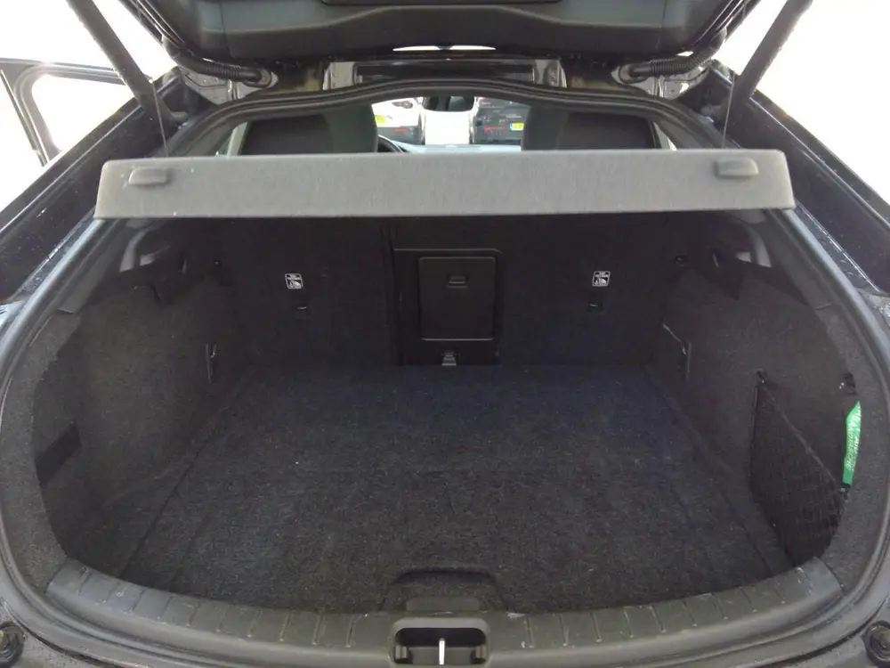 Polestar 2 Standard Range Single Motor 63kWh 225pk 94.3% Soh uit 2021, foto 13