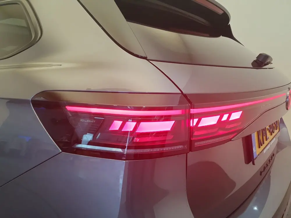 Volkswagen Passat Variant 1.5 eHybrid 272pk DSG/AUT R-Line P uit 2025, foto 12