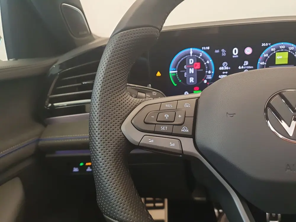 Volkswagen Passat Variant 1.5 eHybrid 272pk DSG/AUT R-Line P uit 2025, foto 13
