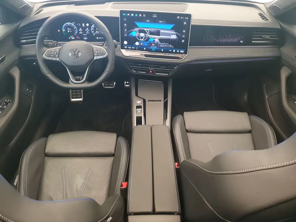 Volkswagen Passat Variant 1.5 eHybrid 272pk DSG/AUT R-Line P uit 2025, foto 3