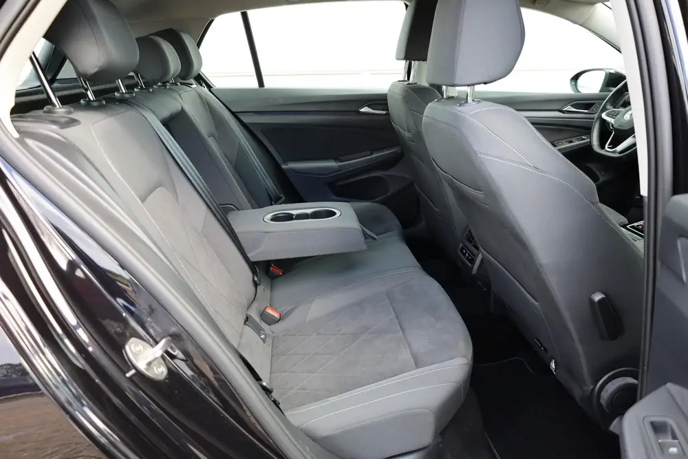 Volkswagen Golf 1.4 eHybrid 204pk Style | SoH 92% | All-Seas uit 2022, foto 19