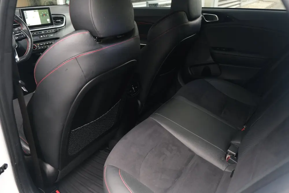Kia ProCeed 1.6 T-GDI 204pk GT-Line Aut Pano Navi Cam uit 2019, foto 10