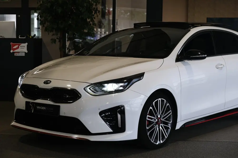 Kia ProCeed 1.6 T-GDI 204pk GT-Line Aut Pano Navi Cam uit 2019, foto 15