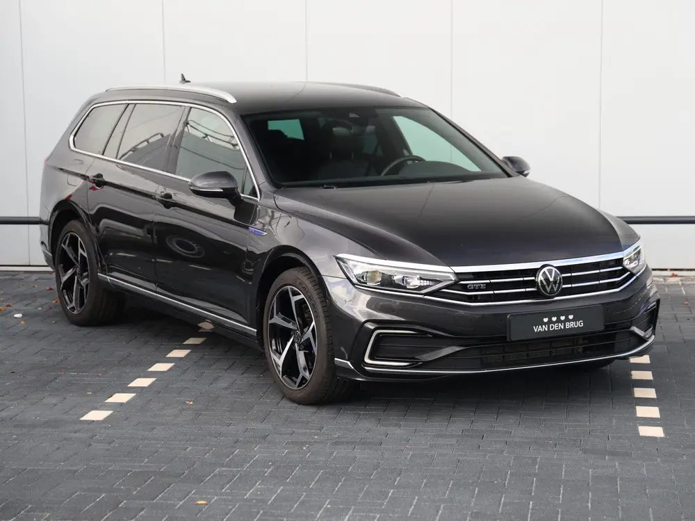 Volkswagen Passat Variant 1.4 TSI PHEV GTE Business 218pk DS uit 2022, foto 3