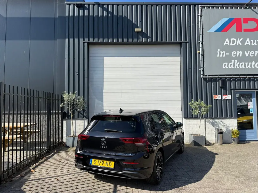 Volkswagen Golf 1.5 eTSI R-Line AUTOMAAT/AMBIANCE/ACC/ASSIST uit 2020, foto 5