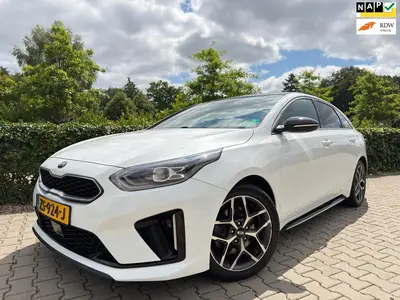 Kia ProCeed 1.4 T-GDI GT-Line 140PK , 6-Bak , Panodak , Clim uit 2019