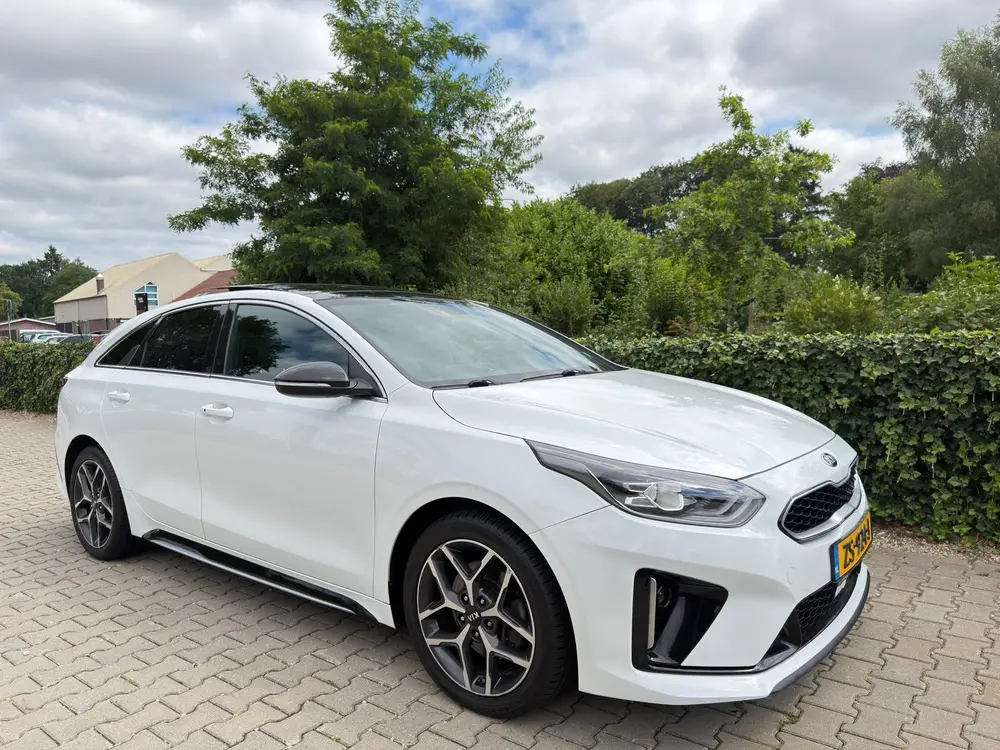 Kia ProCeed 1.4 T-GDI GT-Line 140PK , 6-Bak , Panodak , Clim uit 2019, foto 7