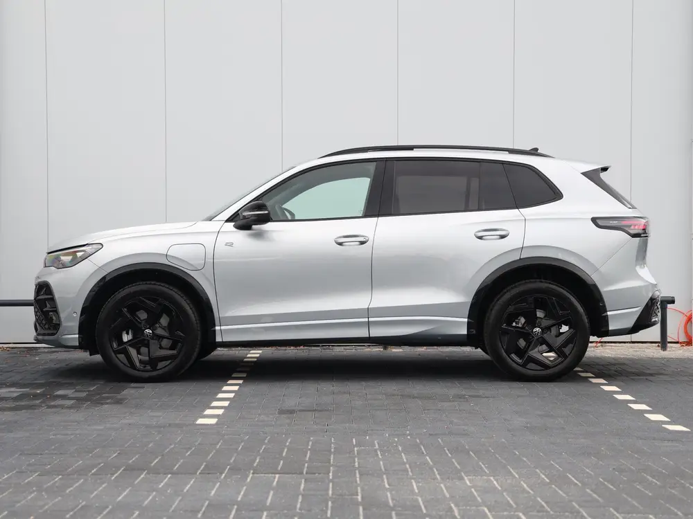 Volkswagen Tiguan 1.5 eHybrid R-Line Edition 272PK DSG | Bla uit 2025, foto 11