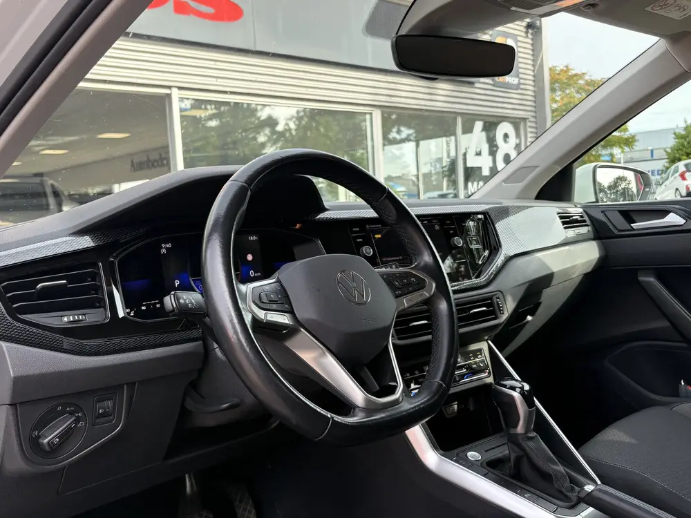 Volkswagen Polo 1.0 TSI Life | Achteruitrijcamera | CarPlay uit 2022, foto 2