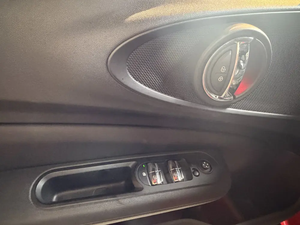 Mini Clubman 1.5 Cooper Chili automaat | JOHN COOPER WORKS | uit 2019, foto 10