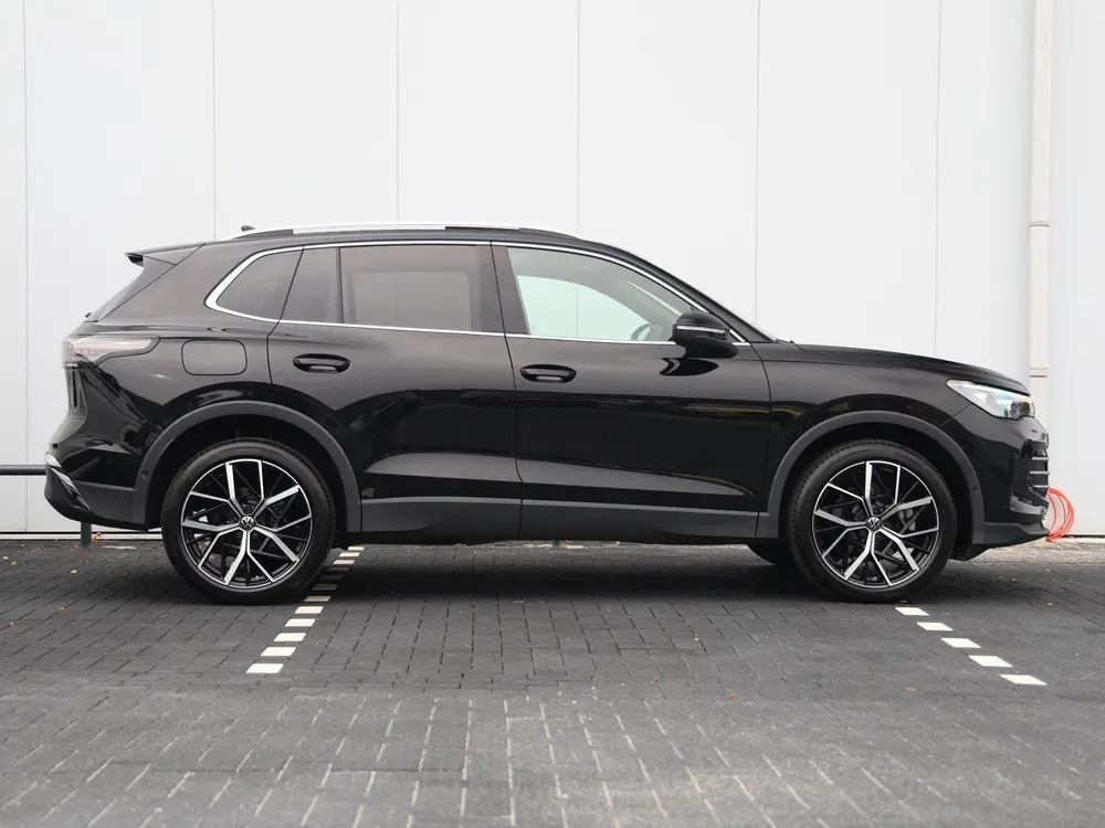 Volkswagen Tiguan 1.5 eHybrid Elegance 204pk DSG | Trekhaak uit 2025, foto 2