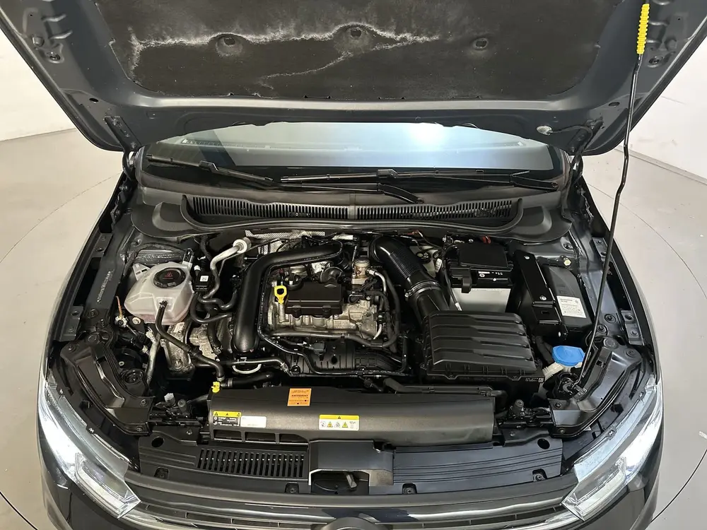 Volkswagen Polo 1.0 TSI Life Business Stoelverwarming Parkee uit 2022, foto 17