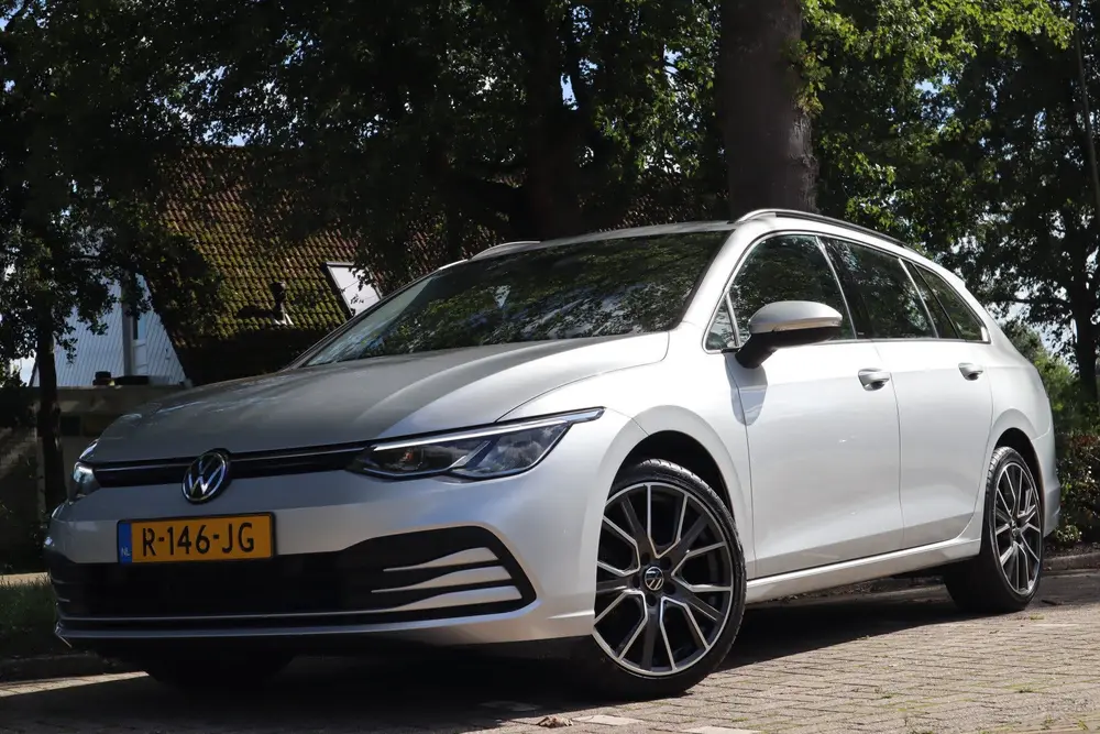 Volkswagen Golf Variant 1.0 TSI Life | Sfeerverlichting | Na uit 2022, foto 16