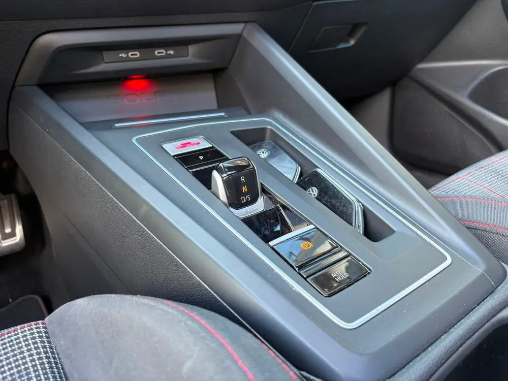Volkswagen GOLF 2.0 TSI GTI| PANO| IQ| CAMERA| CARPLAY uit 2021, foto 10