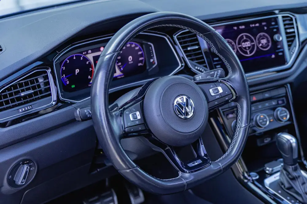 Volkswagen T-Roc 2.0 TSI 4Motion R Pano l Beats l Dealer oh uit 2021, foto 13