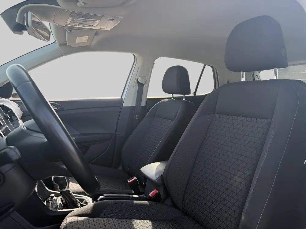 Volkswagen T-Cross 1.0 TSI Life R-Line uit 2020, foto 13