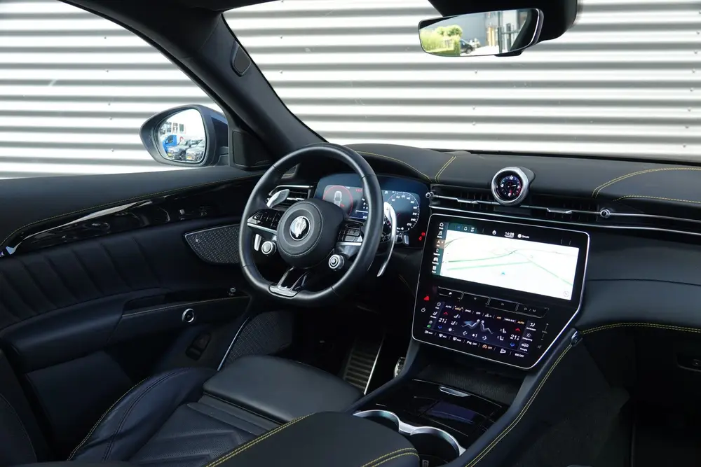 Maserati Grecale 2.0 MHEV Modena | Panodak | Alcantara | Son uit 2023, foto 8