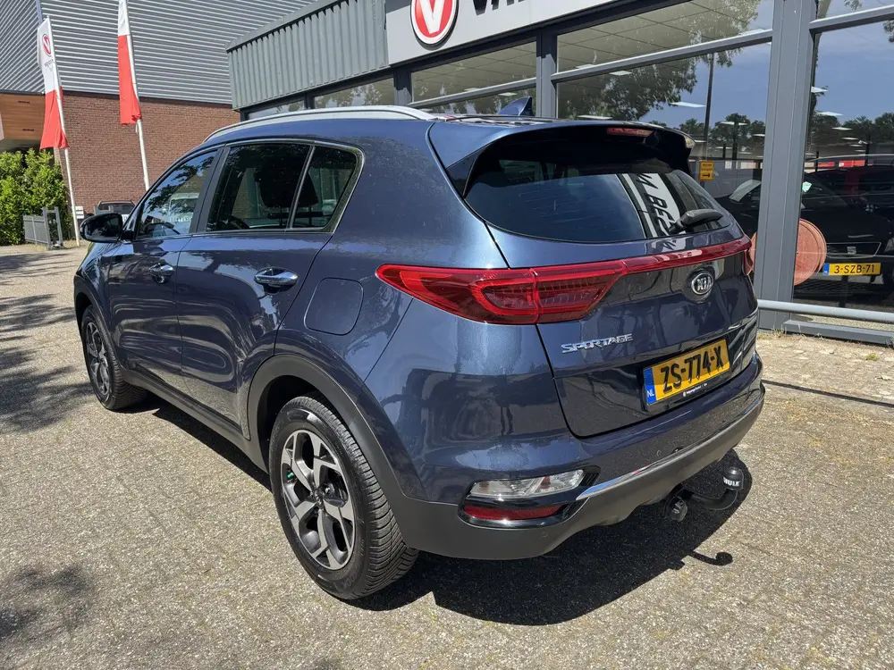 Kia Sportage 1.6 GDI DynamicLine CAMERA-TREKHAAK-CARPLAY uit 2019, foto 3