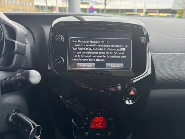 Citroën C1 1.0 VTi SHINE 5-DRS. TWO TONE (LUXE UITVOERING!) uit 2019, foto 13